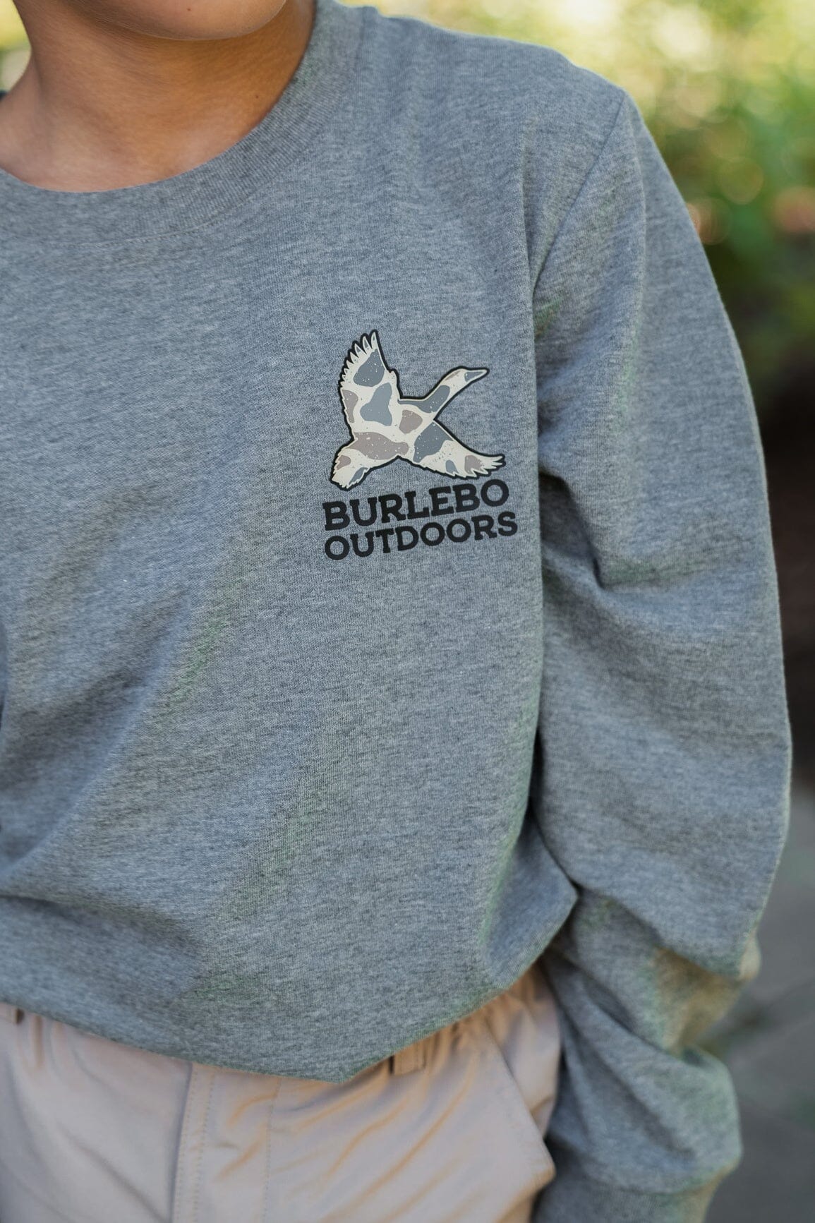 Youth Tee - Camo Hunting Dog - Dark Heather Grey - L/S Y-CHD-LS-DHG