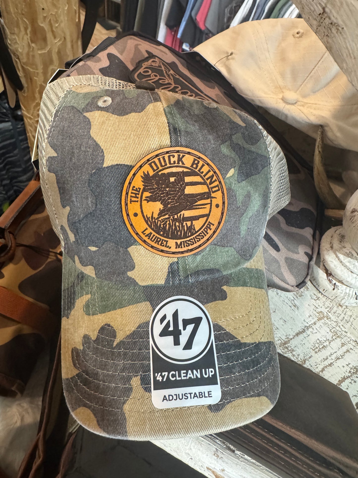 The Duck Blind Hat Richardson 47 old school camo 0004