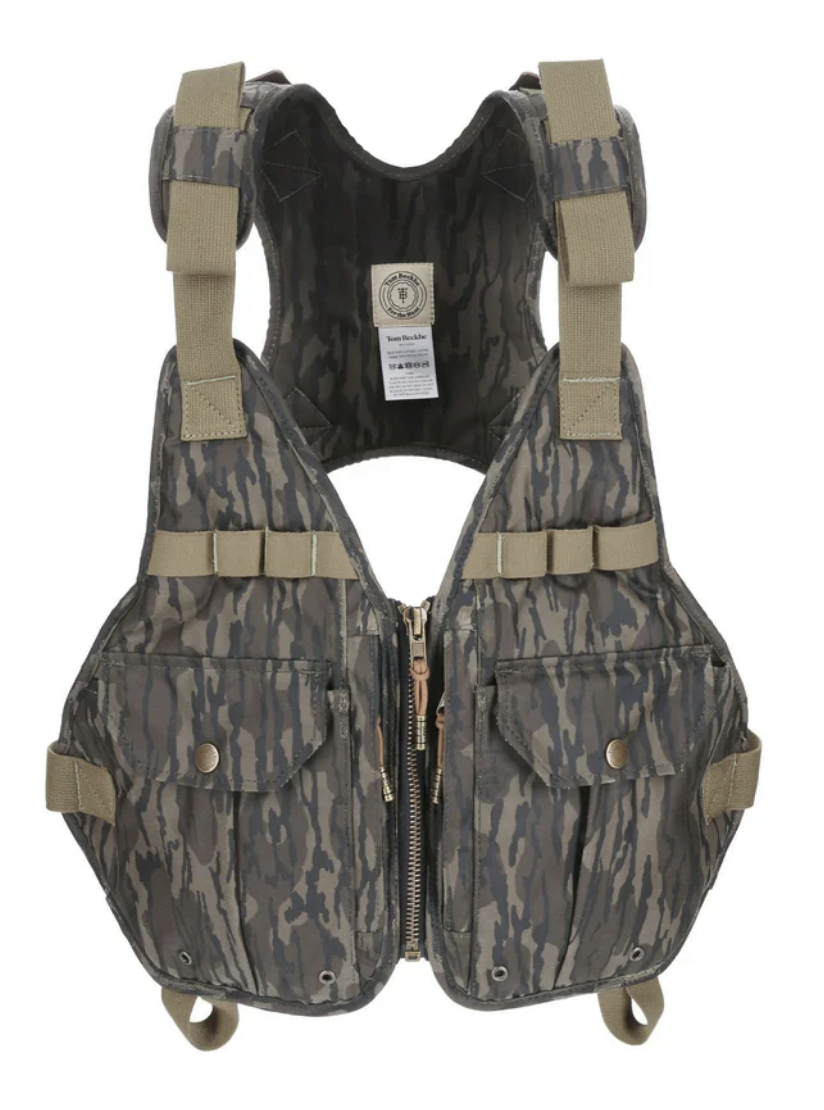 Waterfowl Strap Vest in Mossy Oak Original Bottomland Tombeckbe