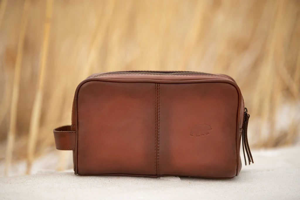 LIMITED EDITION - Yukon Dopp Bag Mahogany